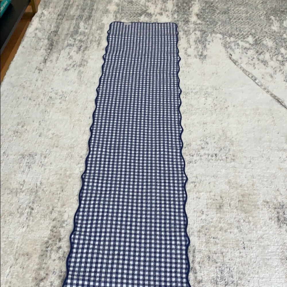 Williams Sonoma Table Runners - Picture 4 of 4